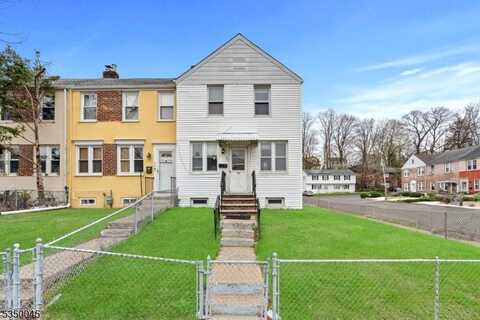 92 Baker St, Dover, NJ 07801