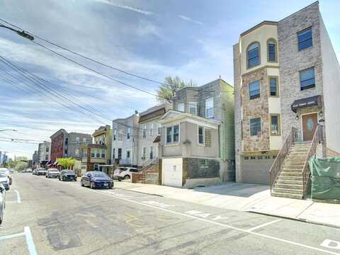 517 19TH ST, Union City, NJ 07087