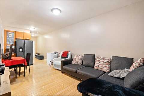 313 AVENUE C, Bayonne, NJ 07002