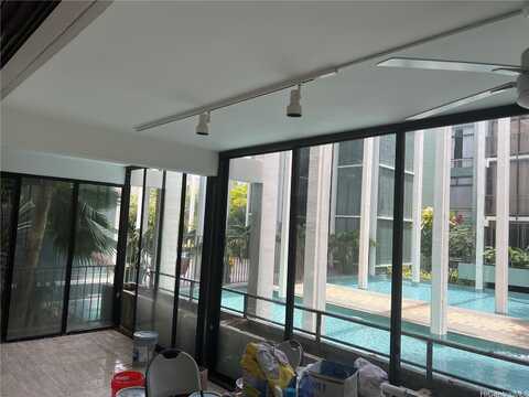 4999 Kahala Avenue, Honolulu, HI 96816