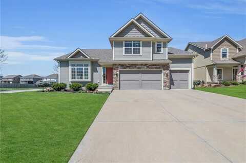 8100 NE 102nd Street, Kansas City, MO 64157