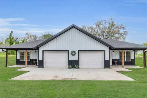 511 W Mcgaughy Street, Hamilton, MO 64644