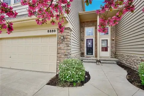 8880 Findley Street, Lenexa, KS 66227