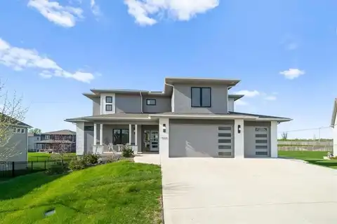 24764 W 90 Street, Lenexa, KS 66227