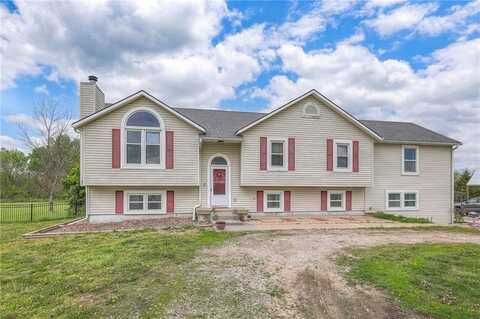 12448 NW Blackwood Drive, Adrian, MO 64720