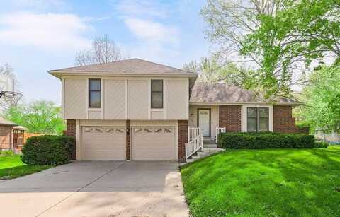 217 SE Noeleen Lane, Lees Summit, MO 64063