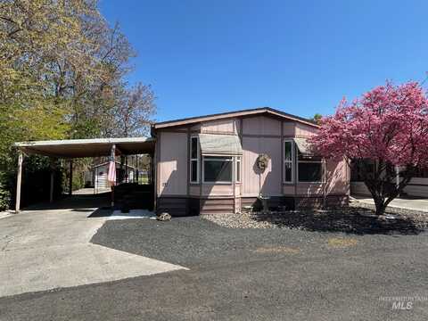515 Warner Avenue, Lewiston, ID 83501