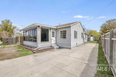 884 Sparks Street, Twin Falls, ID 83301