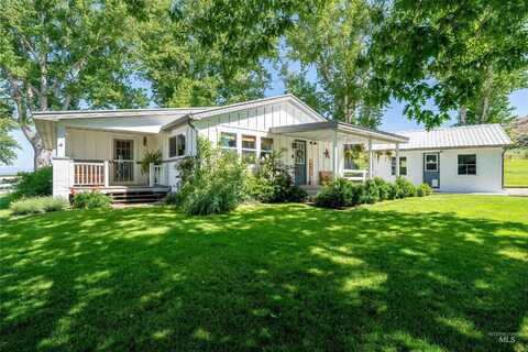 9721 Bill Burns Rd, Emmett, ID 83617