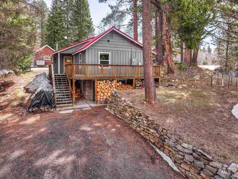 701 Kasper Street, McCall, ID 83638