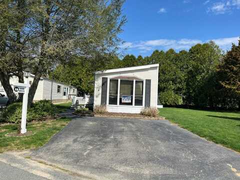 16 Lear Drive, Coventry, RI 02816