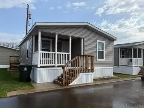 211 Cardinal Lane, Madison, WI 53704