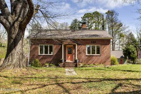 123 Orchard Rd, Norris, TN 37828