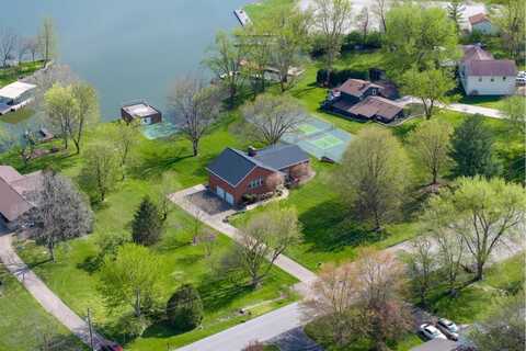 3725 North Lakeshore Drive, Jamestown, OH 45335