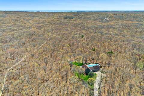 211 Red Dirt Road, East Hampton, NY 11937