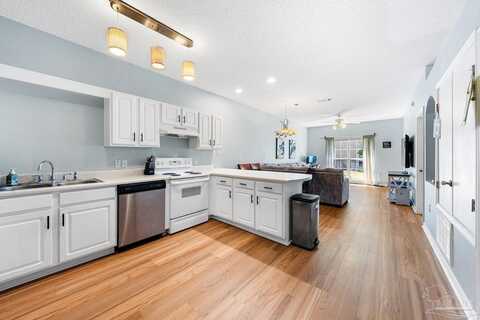 7101 Joy St, Pensacola, FL 32504