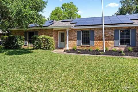 7010 Lake Joanne Dr, Pensacola, FL 32506