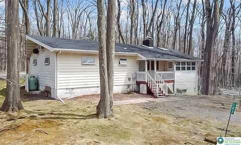 103 Aster Place, Coolbaugh, PA 18466