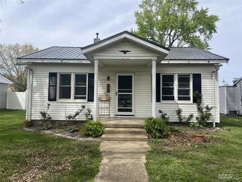 417 E 5th Street, Ramsey, IL 62080
