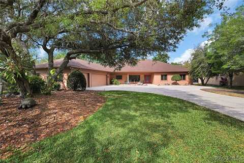 10 Linder Street, Homosassa, FL 34446