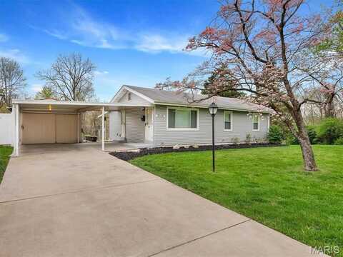 3100 Edgemont Court, Saint Ann, MO 63074