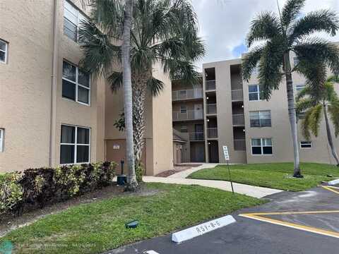 9480 Tangerine Pl, Davie, FL 33324