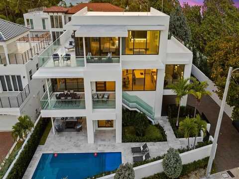 1813 N Fort Lauderdale Beach Blvd, Fort Lauderdale, FL 33305