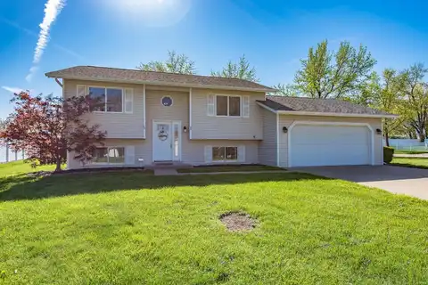1 Summer Forest Court, Saint Charles, MO 63304
