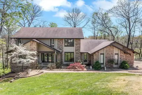 2244 Kehrs Ridge Drive, Chesterfield, MO 63005