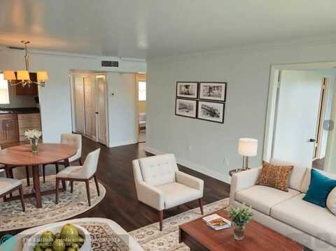 8225 Sunrise Lakes Blvd, Sunrise, FL 33322