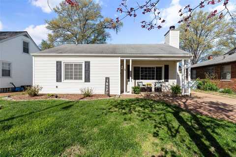 1017 Plaza Terr, Kirkwood, MO 63122