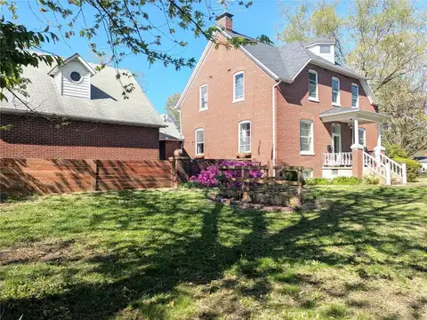 1521 Lindenthal Avenue, Highland, IL 62249