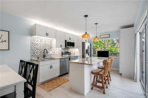 3273 SW Sunset Trace Circle, Palm City, FL 34990