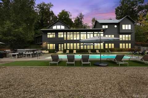 10630 GARR Road, Berrien Springs, MI 49103