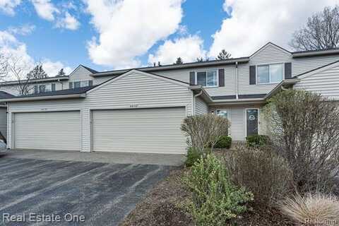 6472 LOCHAVEN Lane, Waterford, MI 48327