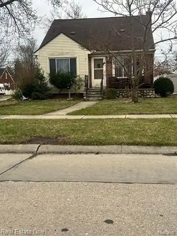 13413 CHESTNUT Street, Southgate, MI 48195