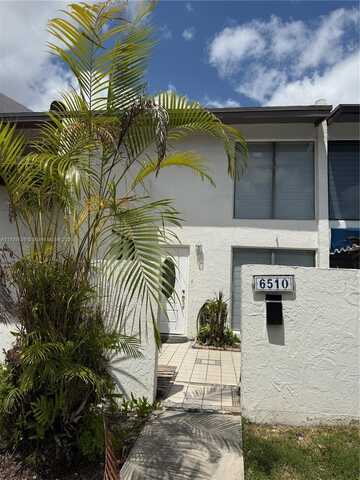6510 SW 112th Ct, Miami, FL 33173