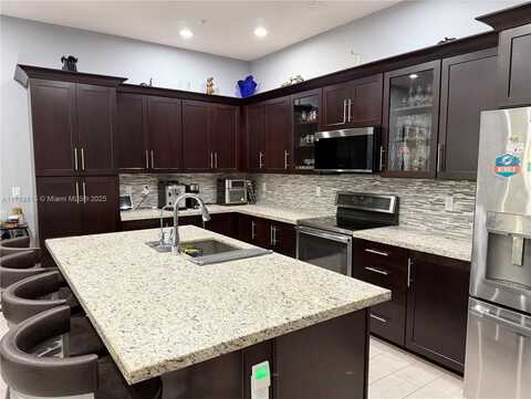 12463 NW 17th Ct, Pembroke Pines, FL 33028