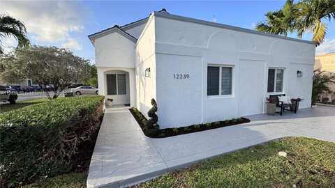 12239 NW 7th St, Miami, FL 33182