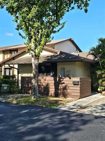 7017 SW 105th Ct, Miami, FL 33173