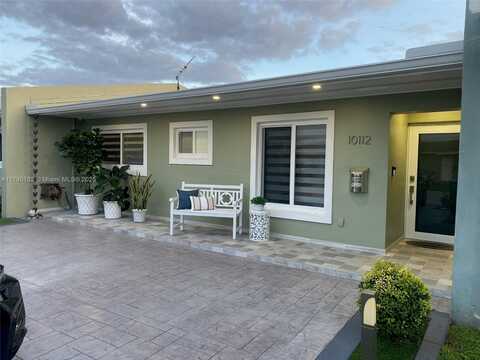 10112 SW 21st Ter, Miami, FL 33165