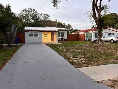 1371 NE 181st St, North Miami Beach, FL 33162