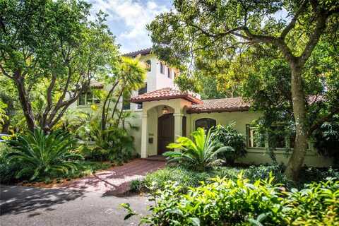 3500 Munroe Dr, Coconut Grove, FL 33133