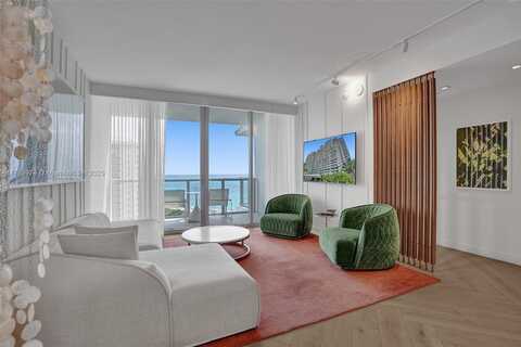 2201 Collins Ave, Miami Beach, FL 33139