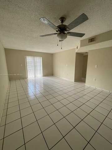 2925 W 80th St, Hialeah, FL 33018