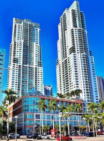 253 NE 2nd St, Miami, FL 33132