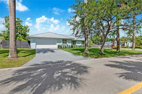 8400 SW 184th Ln, Cutler Bay, FL 33157