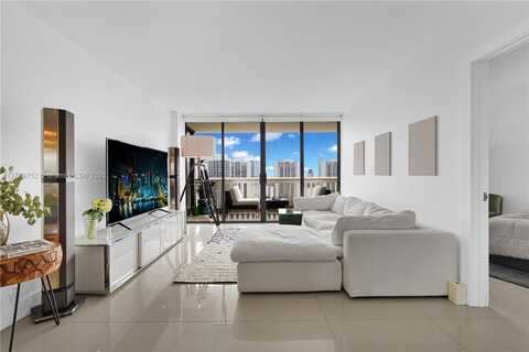 1000 Island Blvd, Aventura, FL 33160