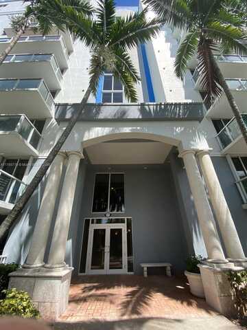 5099 NW 7th St, Miami, FL 33126