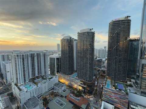 1000 Brickell Plz, Miami, FL 33131